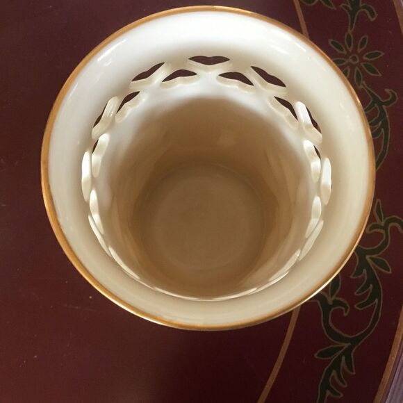 Lenox Bone China Heart and Rose 6” Tall Vase - Picture 5 of 7